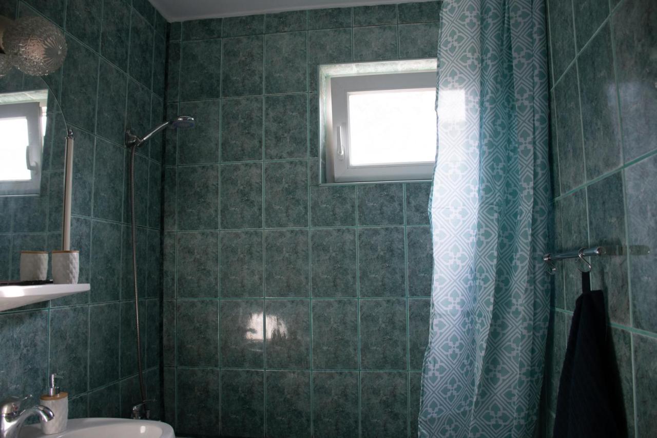 Family-Friendly Apartment Oradea Luaran gambar