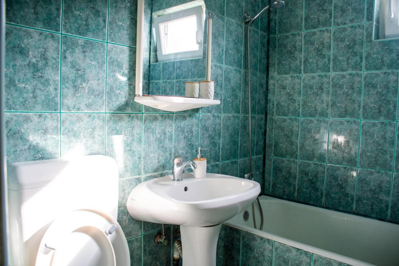 Family-Friendly Apartment Oradea Luaran gambar