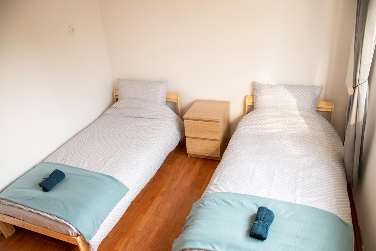 Family-Friendly Apartment Oradea Luaran gambar